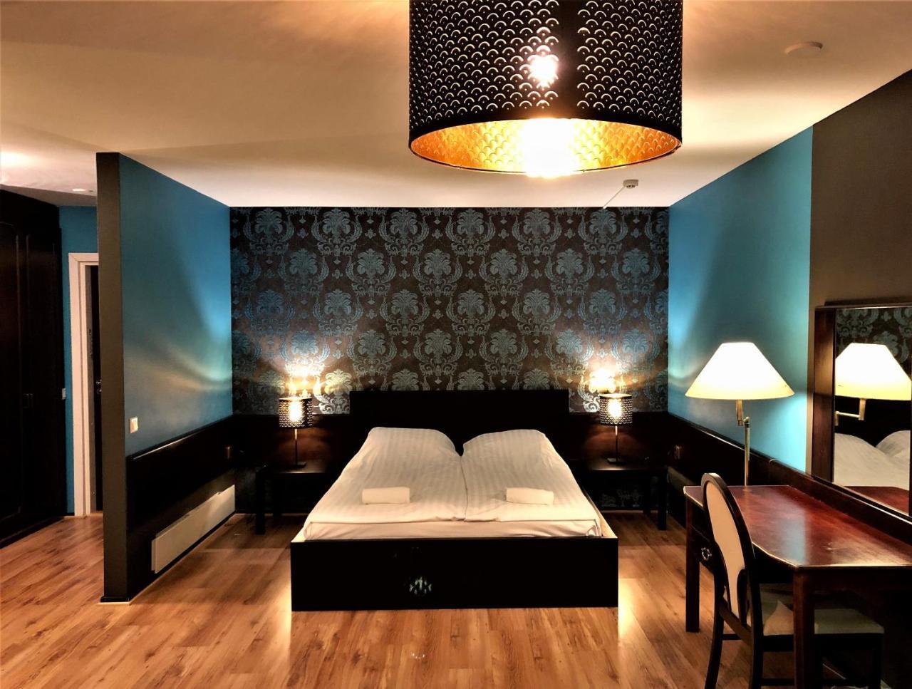 Leikari 3* Kotka